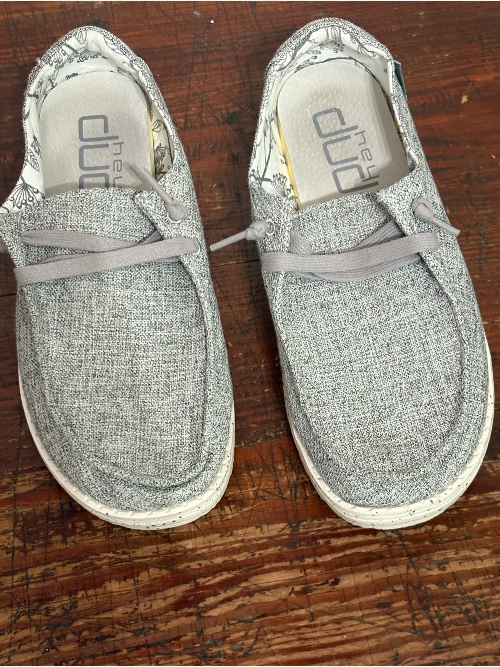 Hey Dude Women's size 7 Gray Knit Slip-On Casual Shoes